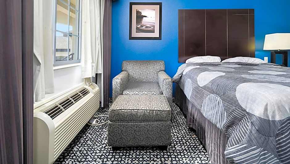 Belmont Inn and Suites