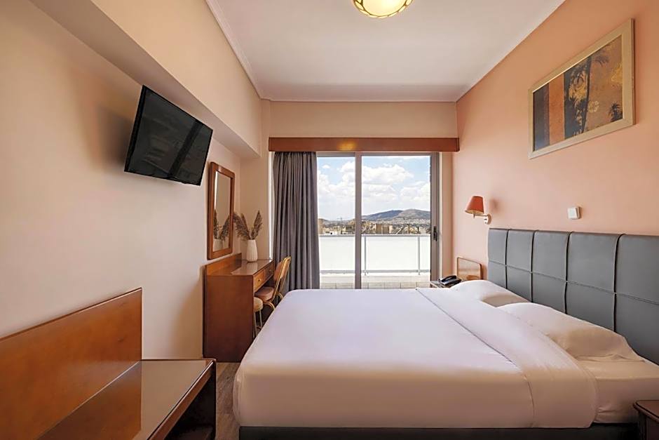 Xenophon Hotel