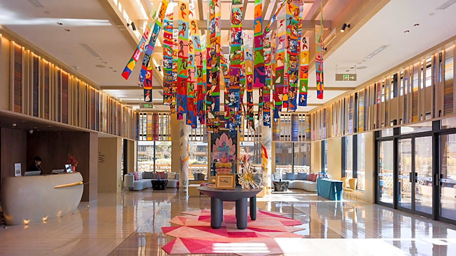 Hotel Indigo Lugu Lake By IHG