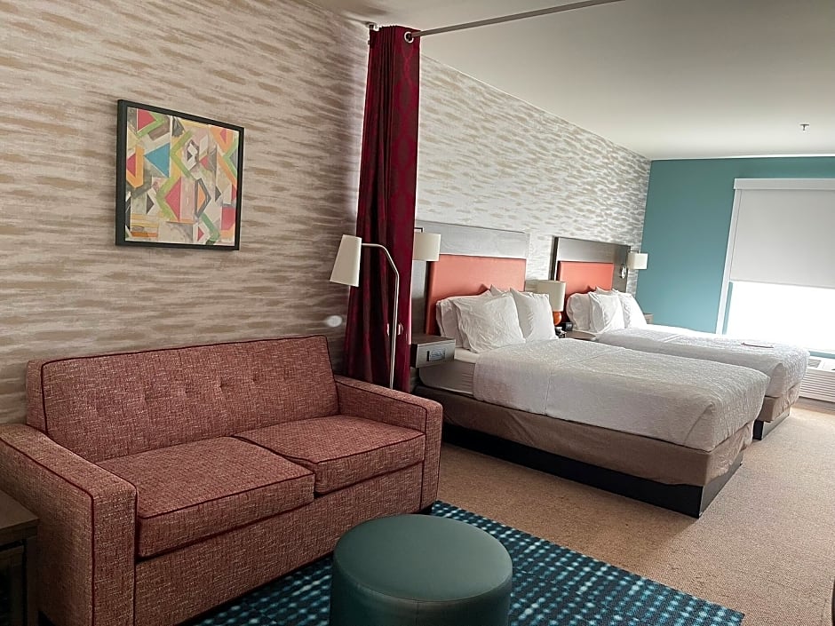 Photo 1 of 2 of Studio 2 Queen Beds Suite, Accessible, Roll in Shower
