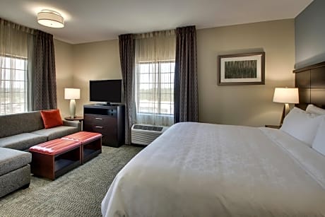 King Studio Suite
