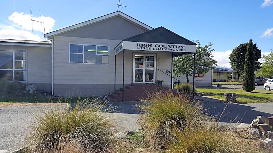 High Country Lodge, Motels & Backpackers