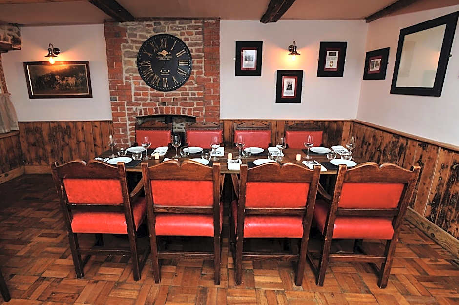 The Wallace Steakhouse with Rooms