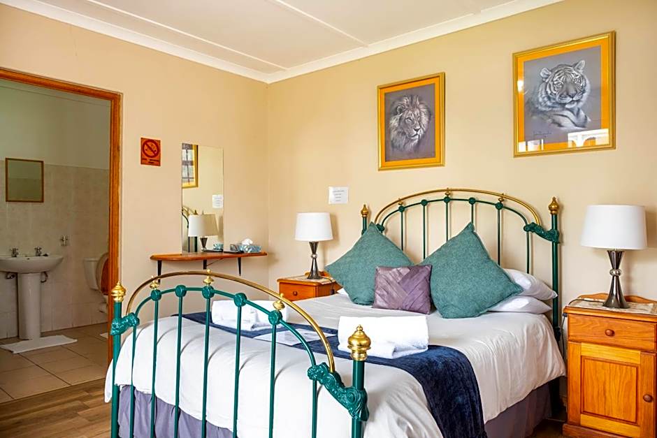 Karoo Ouberg Guest Lodge