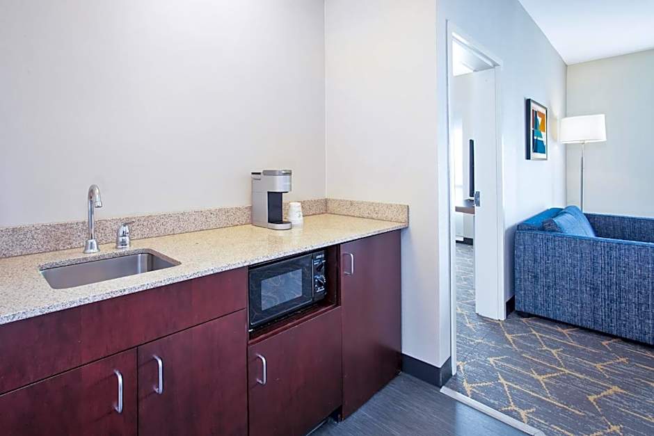 Holiday Inn Canton-Belden Village By IHG