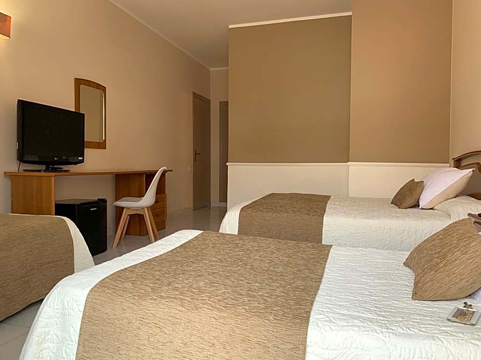 Hotel Restaurant Llansola