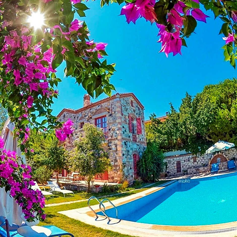 Alacati Zeytin Konak Hotel