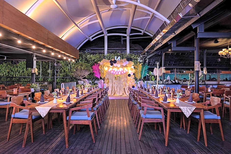 J4 Hotels Legian