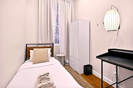 Twin Room with Shared Bathroom