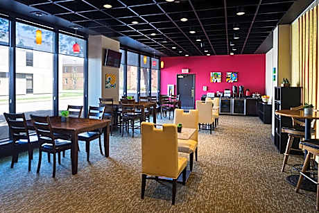 One Bedroom Suite, Concierge Lounge Access, 1 Bedroom Executive Suite, 1 King