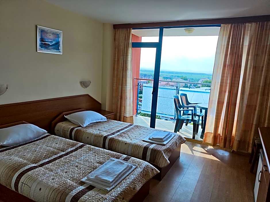 Hotel Shipka Beach