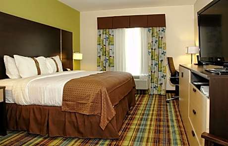 1 King Bed Standard