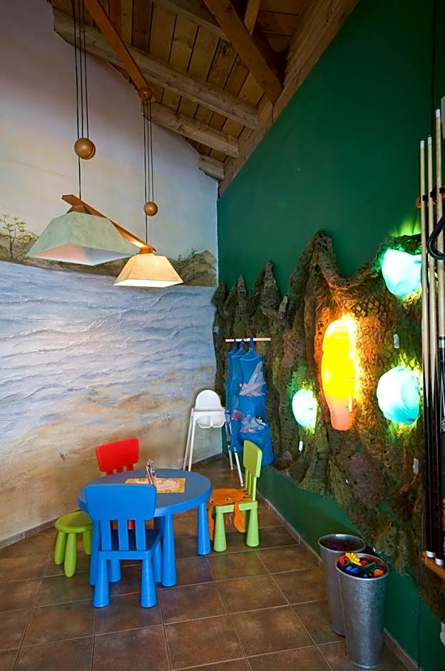 Hotel Szarlota - Kompleksowo na Kaszubach