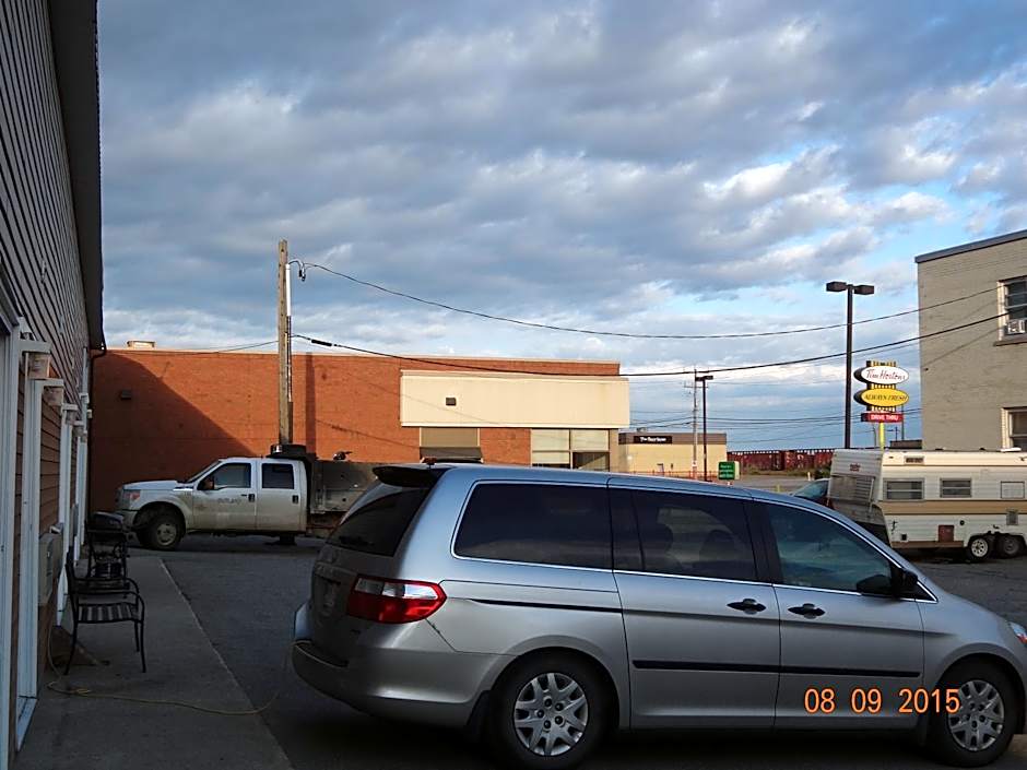 Canadas Best Value Inn Kapuskasing