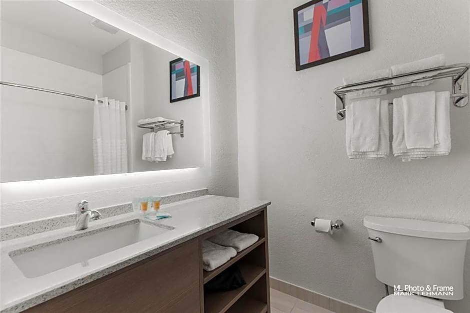 Comfort Suites Laredo - Nuevo Laredo