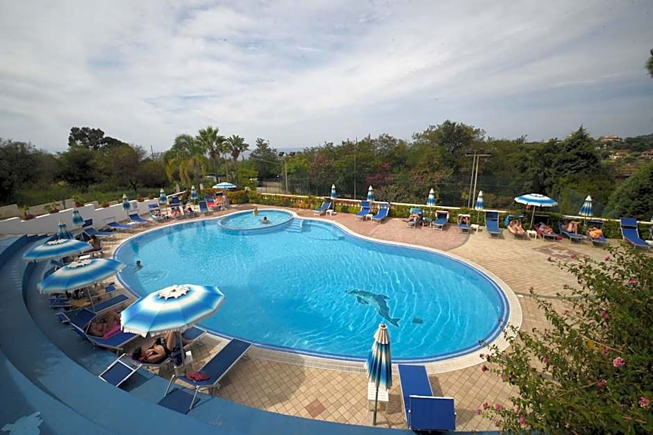 Villaggio Pineta Petto Bianco