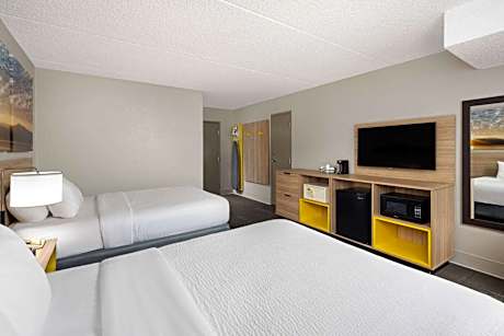 2 Queen Beds Non-Smoking