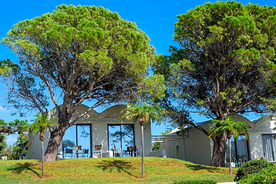 Mare Blue Hotel