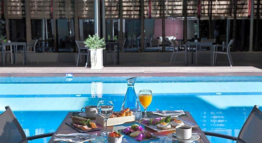 Trademark Collection By Wyndham Lazart