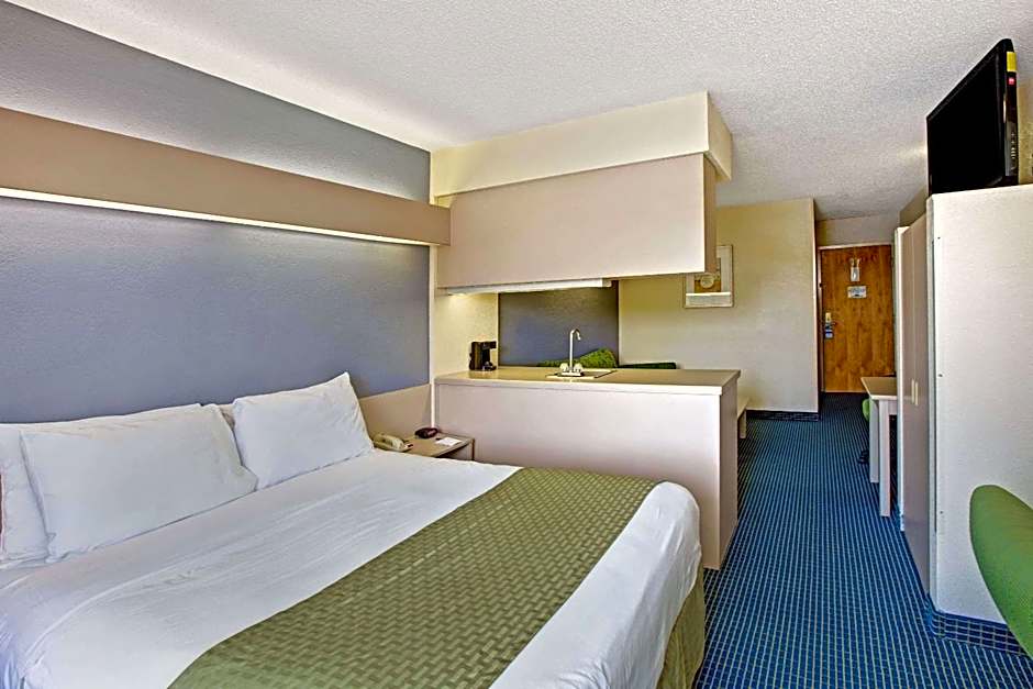 Microtel Inn & Suites By Wyndham Statesville