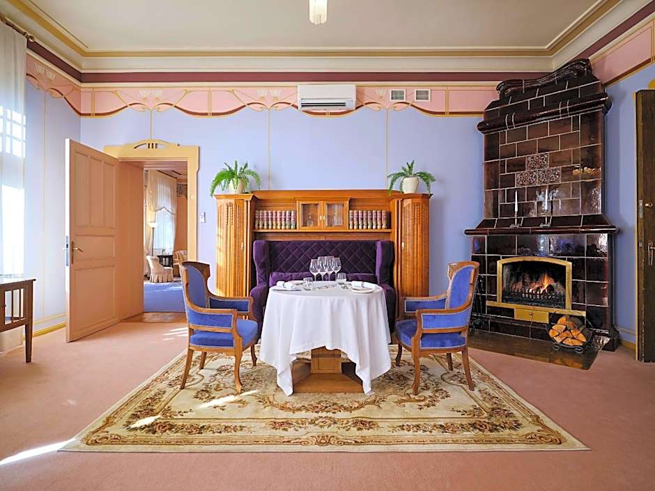 Villa Ammende Restaurant and Hotel