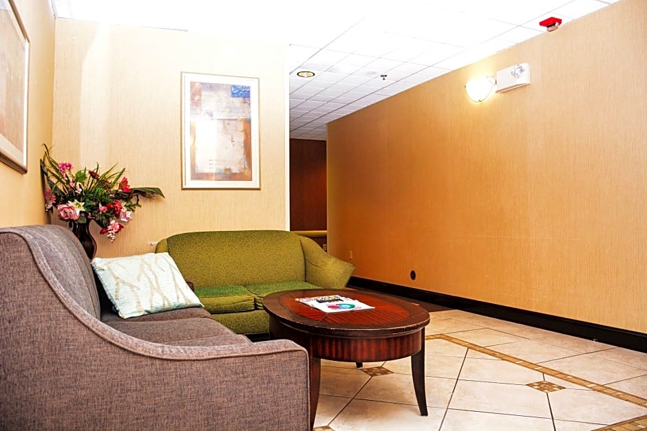 Holiday Inn Express Fayetteville