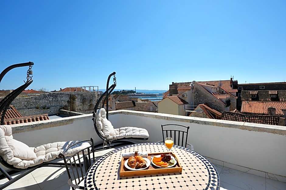 Jupiter Luxury Hotel