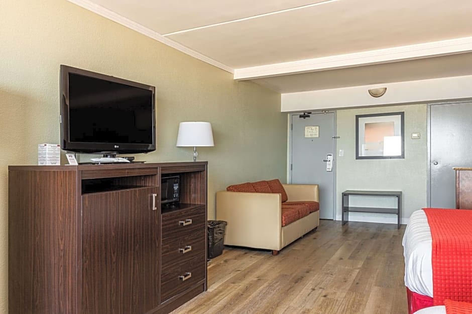 Sandcastle Resort