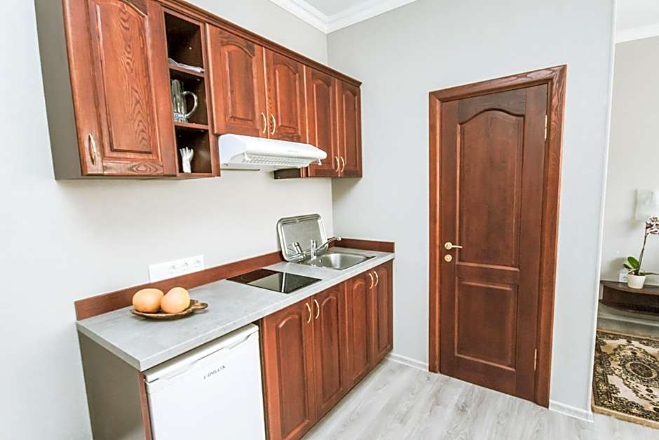 Hotel Kert FREE PARKING