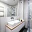 Q17 Apartments Rynek