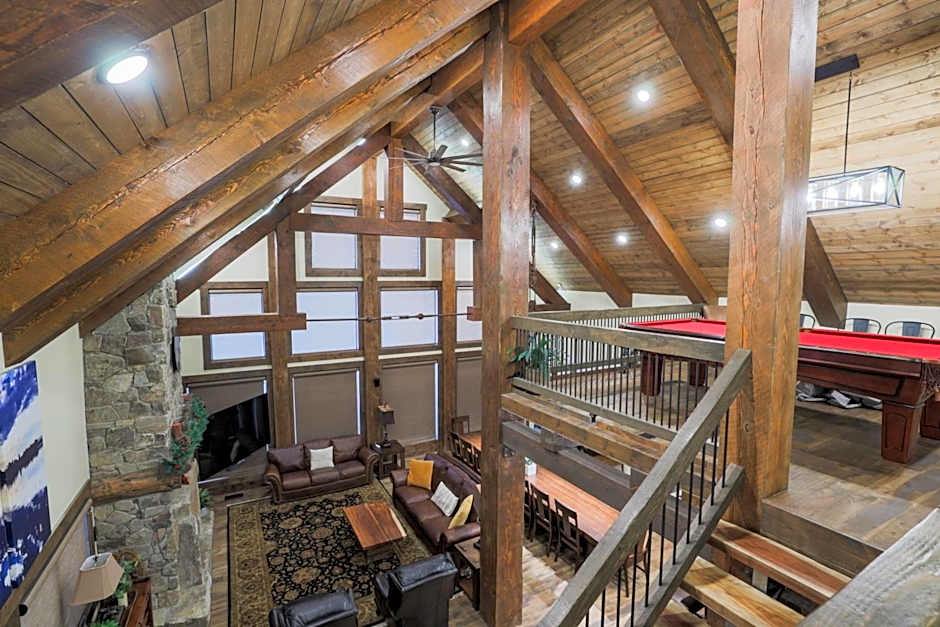 Yellowstone Crossing Lodge