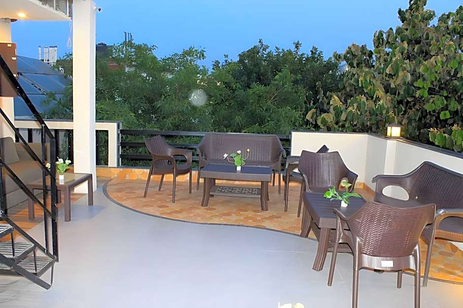 Hotel Urban Galaxy Near Golden Temple