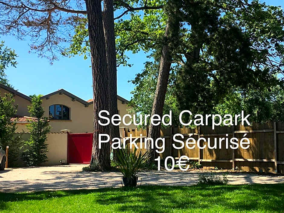 Aux Tourelles 1888 - Tres Proche Lyon #Clim #Piscine #Netflix #Parking Payant Securise