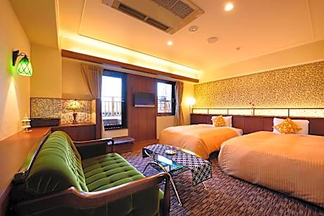 Twin Room with Canal View