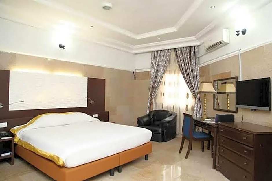 Chida International Hotel