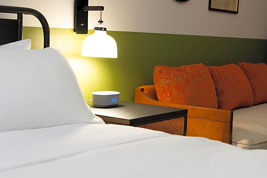 Cotton Court Hotel, by Valencia Hotel Collection