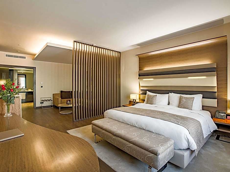 Mövenpick Hotel du Lac Tunis