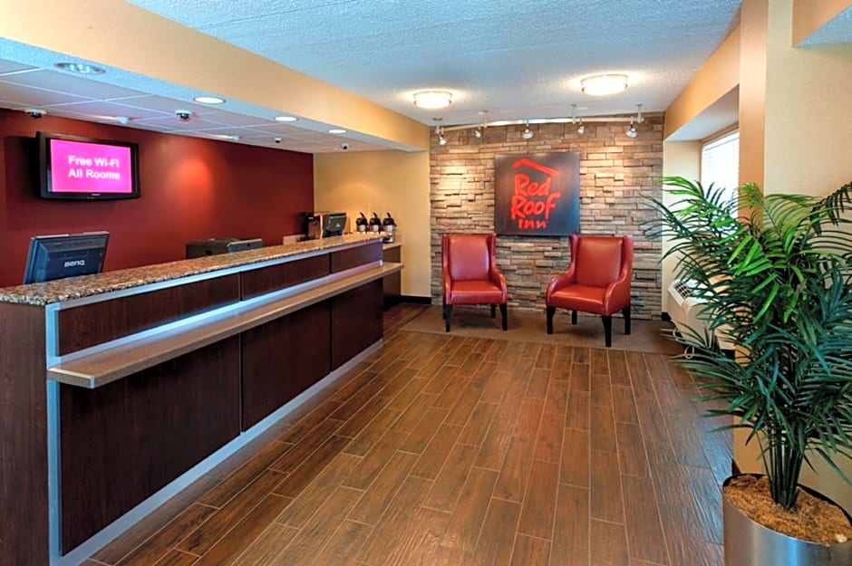 Red Roof Inn Erie – I-90