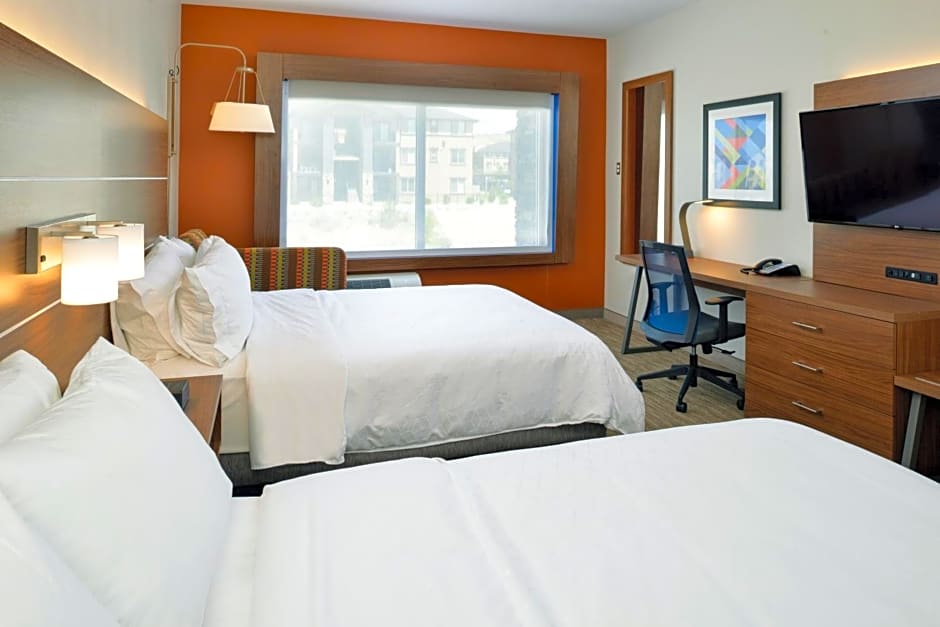 Holiday Inn Express and Suites Elko By IHG