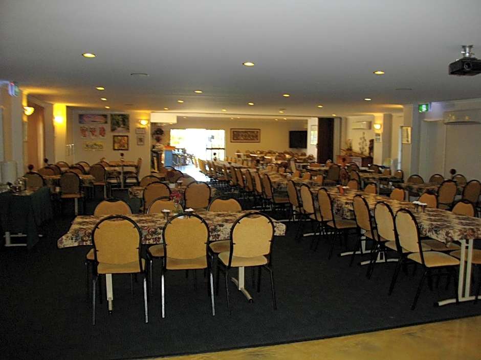Kurrimine Beach Motel