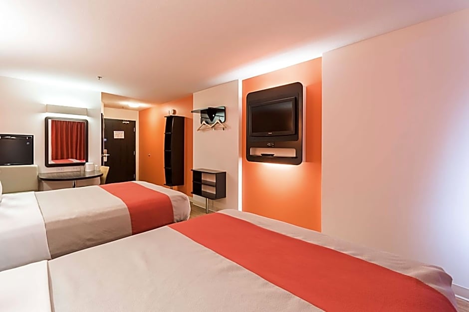 Motel 6-Moosomin, SK