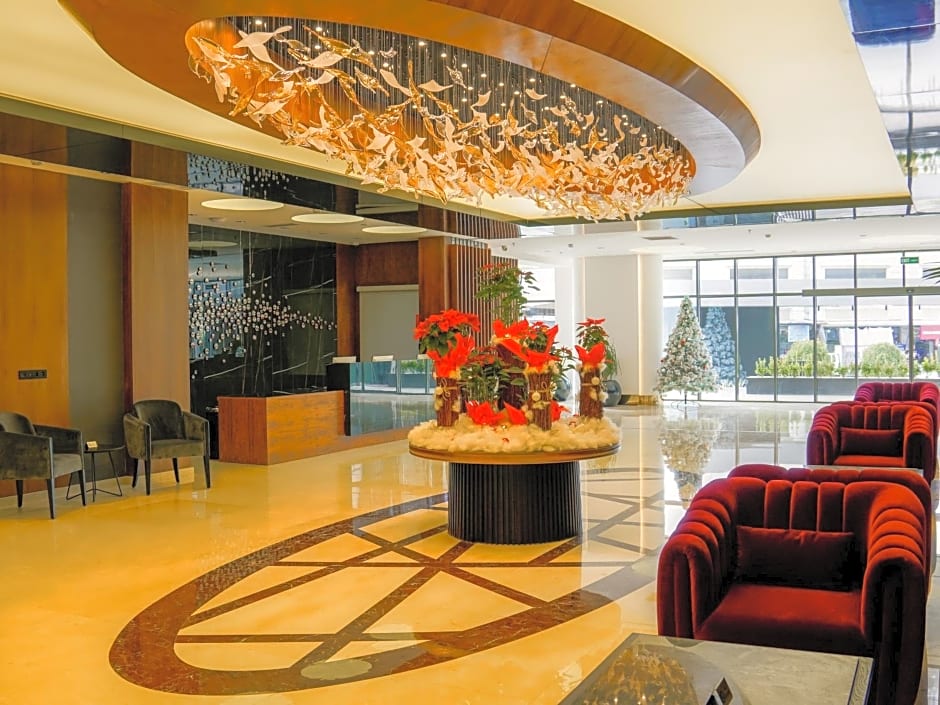 Ramada Hotel & Suites by Wyndham Erbil 32 Park