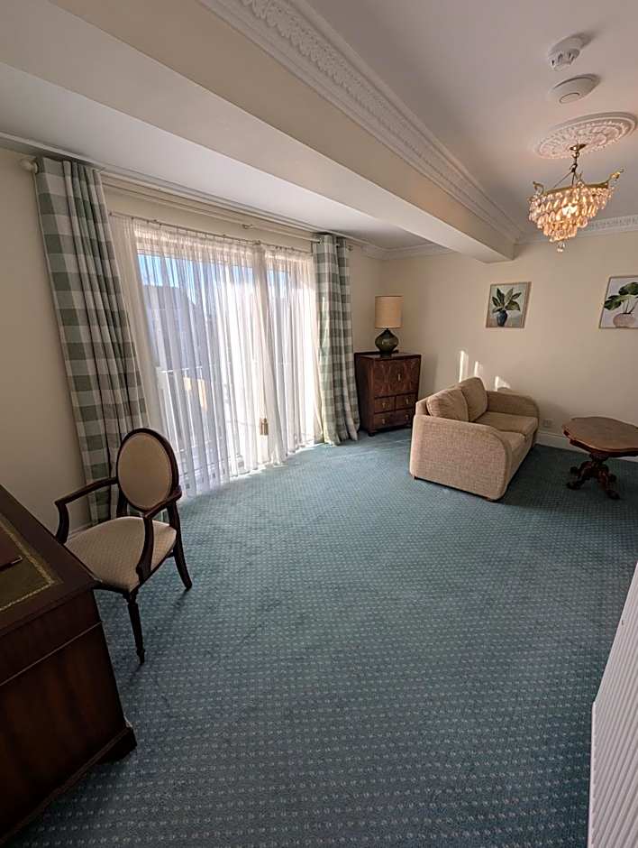 The Walnut Tree Hotel