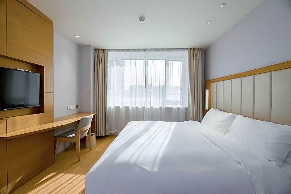 JI Hotel Dalian Renmin Road