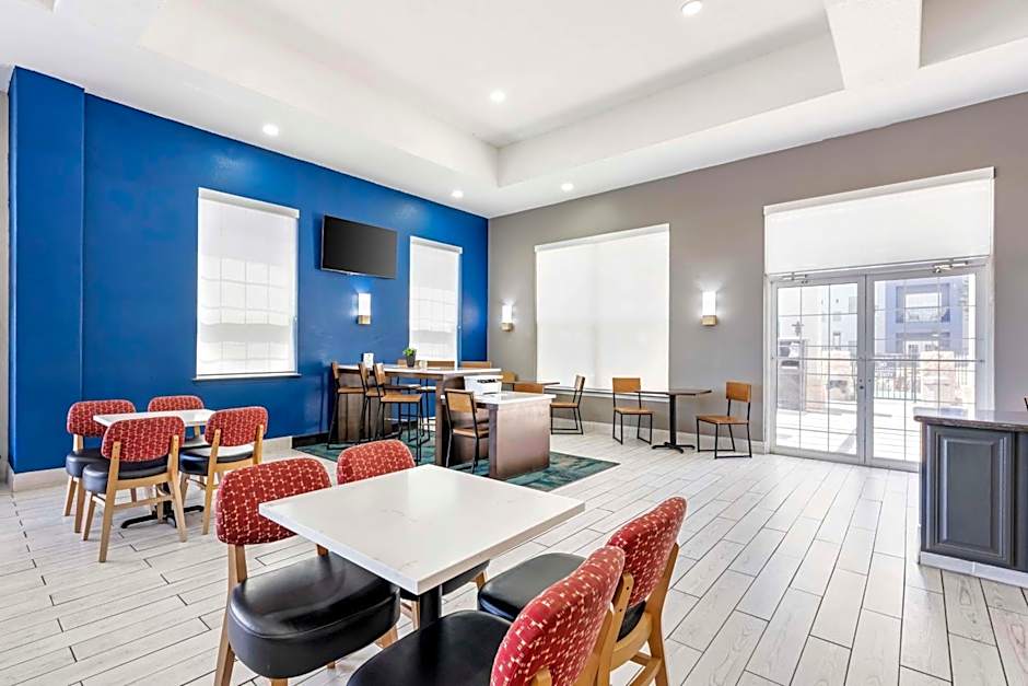 Best Western Lubbock West Inn & Suites