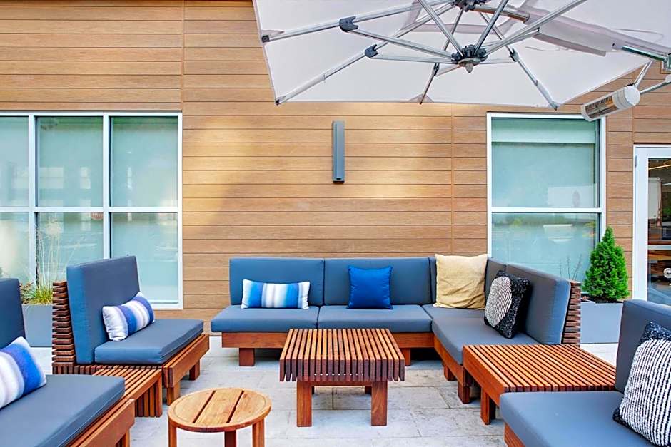 Element New York Wood Ridge