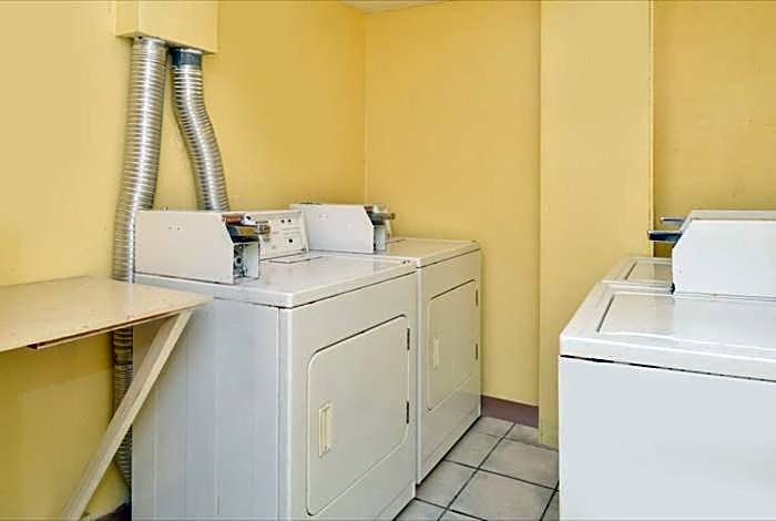 Americas Best Value Inn Sarasota Downtown