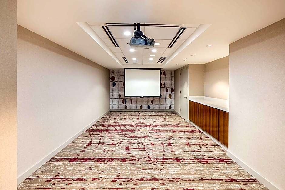 Hilton Garden Inn Bethesda
