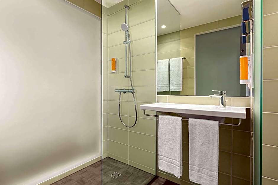 Super 8 by Wyndham Hamburg Mitte