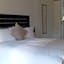 Kwa-Dlamathe Guesthouse